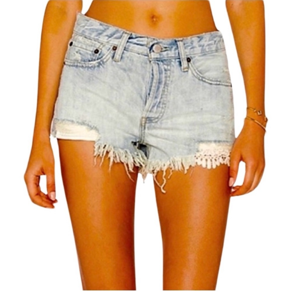 Free People We The Free Daisy Distressed Denim Shorts Blue Size 27 Cutoff